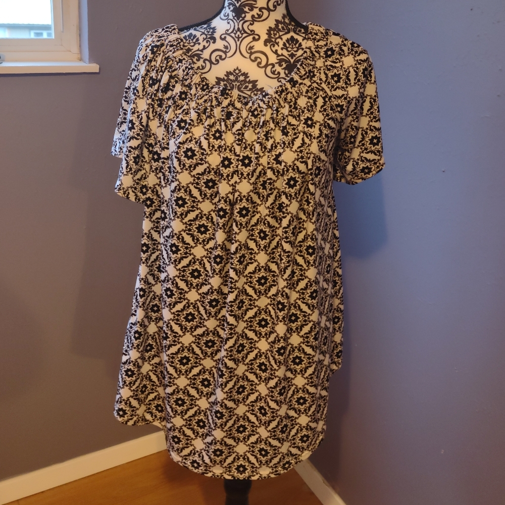 Southern Stitch Women's Top